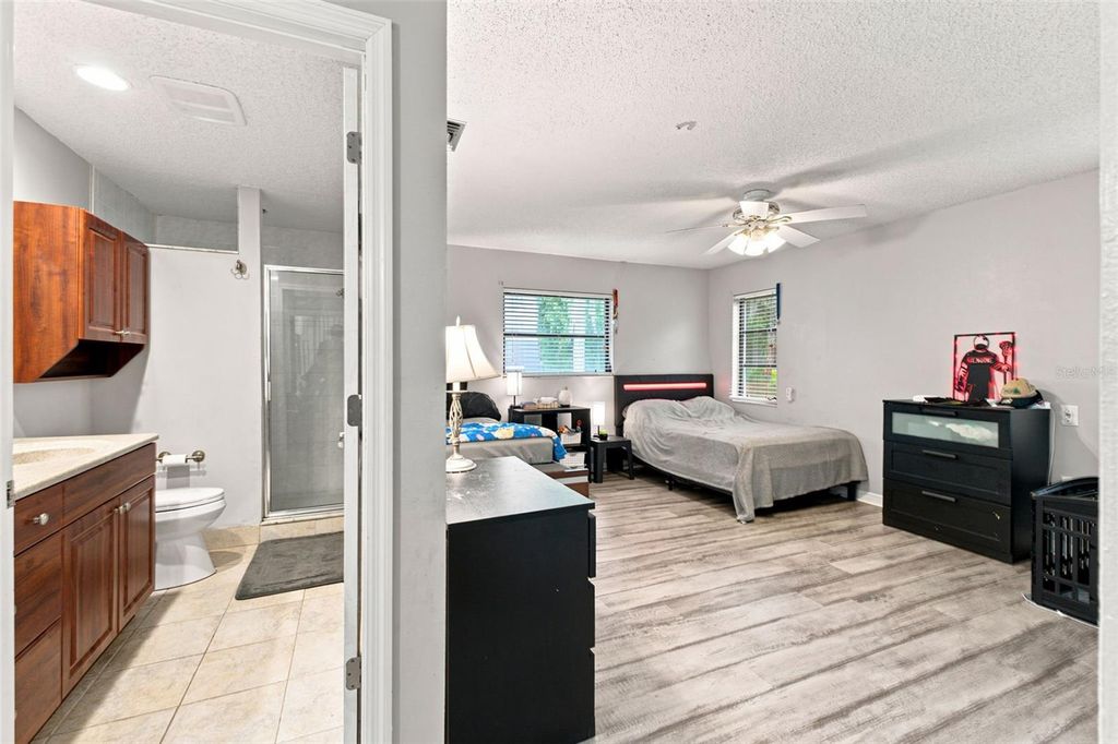 Image 13 of property listing at 6706 WALDORF COURT, New Port Richey, FL 34655