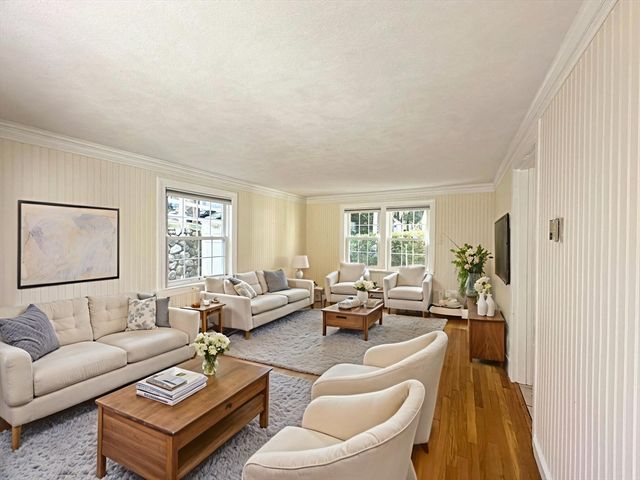 36 Pine Hill Circle, Wakefield, MA 01880