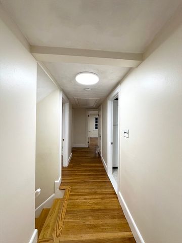 36 Pine Hill Circle, Wakefield, MA 01880