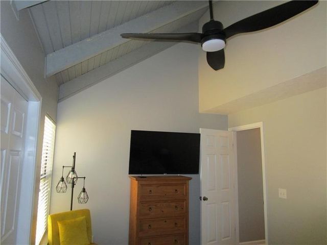 17 Dach Bruecke Gasse, Helen, GA 30545