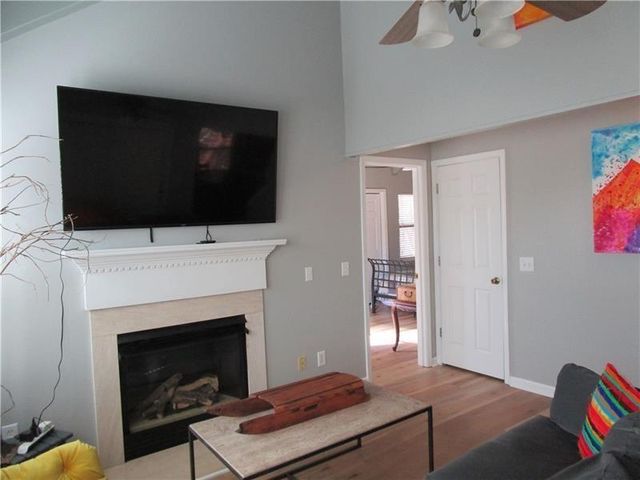 17 Dach Bruecke Gasse, Helen, GA 30545