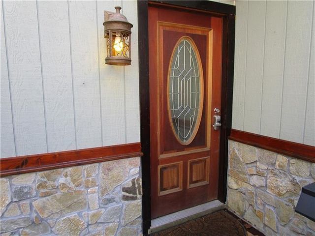 17 Dach Bruecke Gasse, Helen, GA 30545