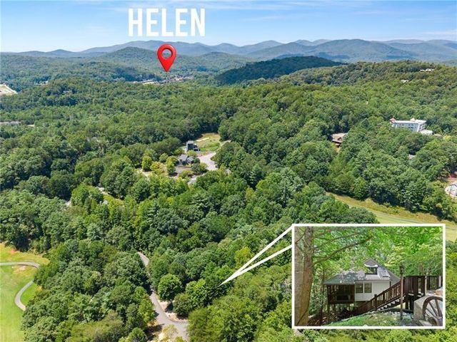 17 Dach Bruecke Gasse, Helen, GA 30545