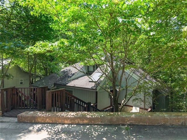 17 Dach Bruecke Gasse, Helen, GA 30545