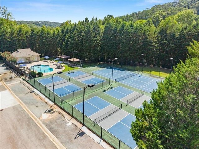 17 Dach Bruecke Gasse, Helen, GA 30545