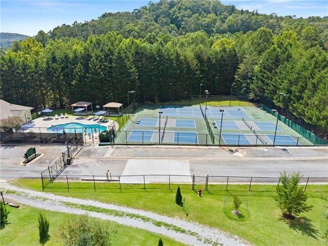 17 Dach Bruecke Gasse, Helen, GA 30545