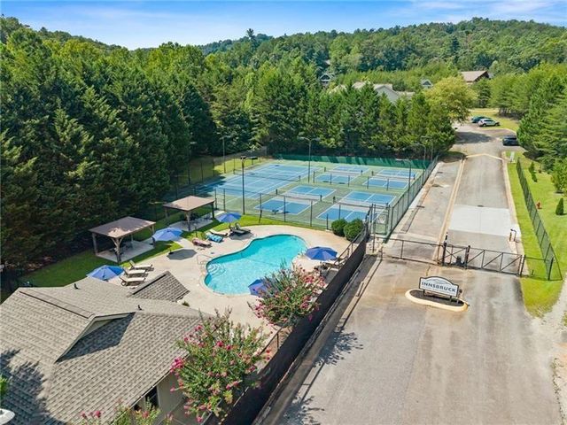 17 Dach Bruecke Gasse, Helen, GA 30545