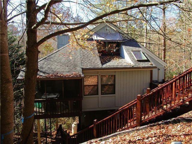 17 Dach Bruecke Gasse, Helen, GA 30545
