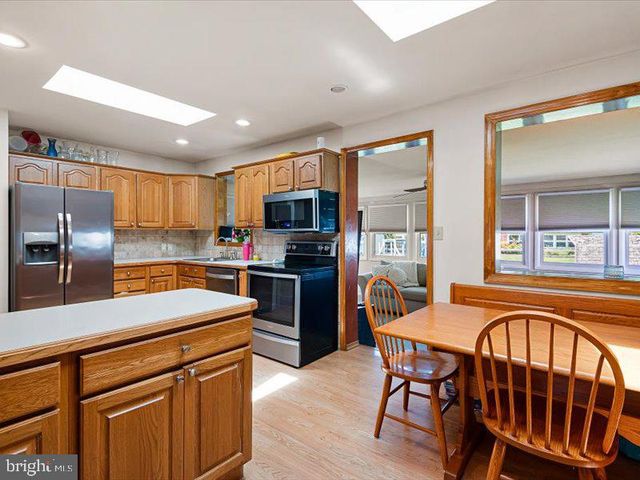 1103 WILSON RD, Wilmington, DE 19803