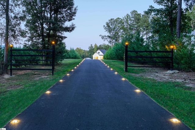 206 Calvery Road, Inman, SC 29349