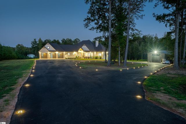 206 Calvery Road, Inman, SC 29349