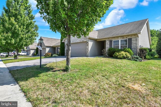 63 KESWICK DR, Mechanicsburg, PA 17050
