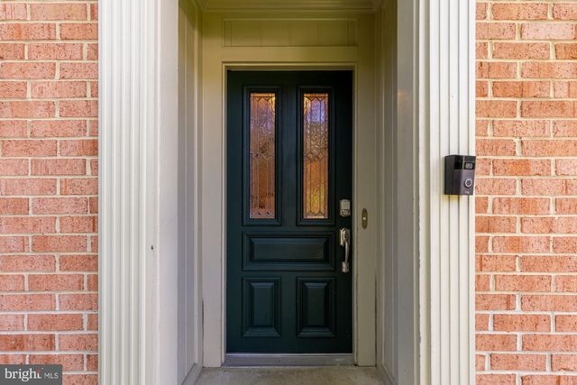 1318 ROUND OAK CT, Mclean, VA 22101