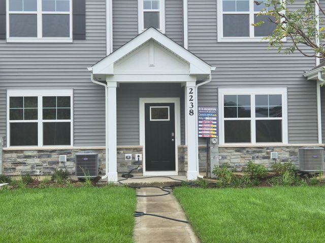 2238 Bodega Road 2238, Oswego, IL 60543