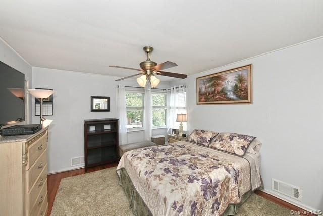 6720 211th Street, Oakland Gardens, NY 11364