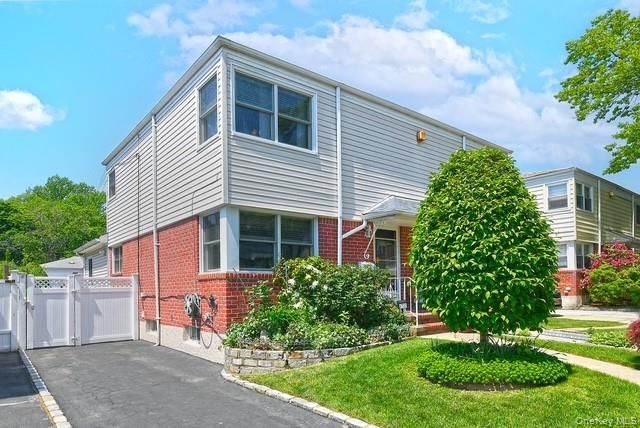 6720 211th Street, Oakland Gardens, NY 11364