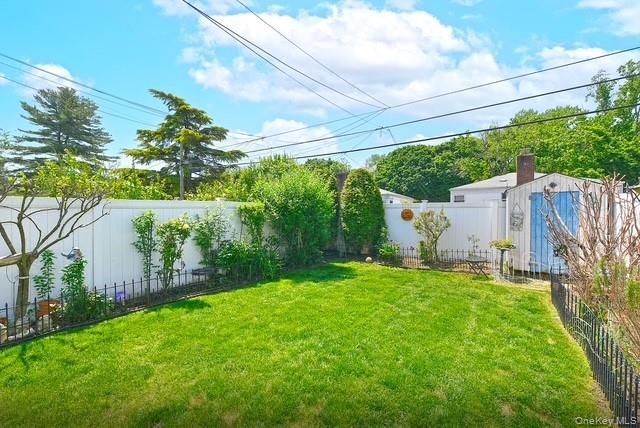 6720 211th Street, Oakland Gardens, NY 11364