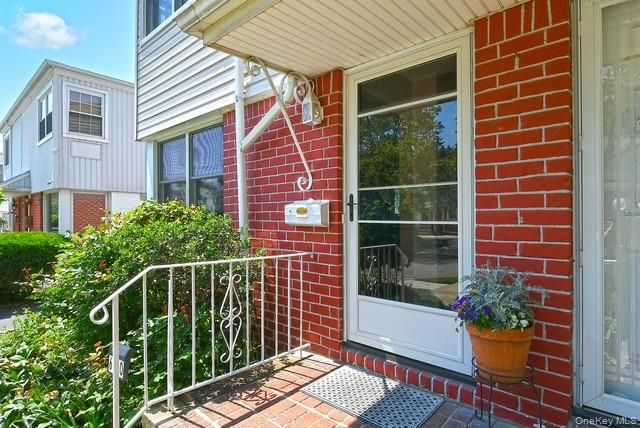 6720 211th Street, Oakland Gardens, NY 11364