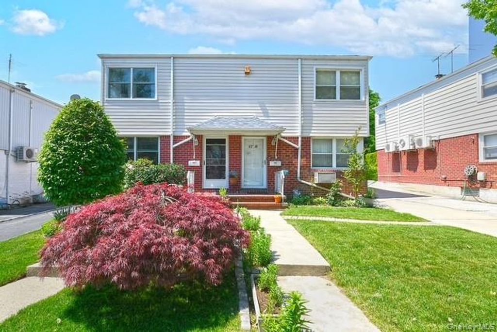 6720 211th Street, Oakland Gardens, NY 11364