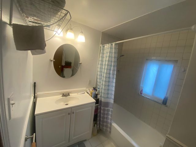 11425 Plumbrook Road, Sterling Heights City, MI 48312