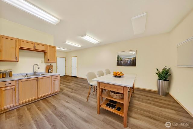 920 SW Bowmer St, Oak Harbor, WA 98277