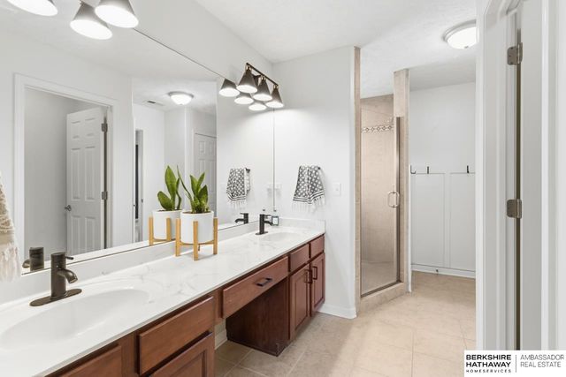 7103 S 193 Street, Gretna, NE 68028