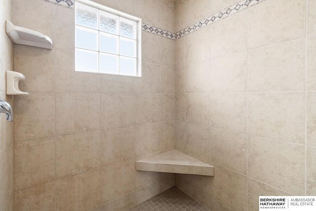 7103 S 193 Street, Gretna, NE 68028