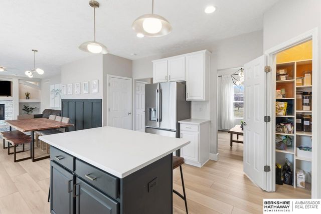 7103 S 193 Street, Gretna, NE 68028