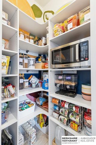 7103 S 193 Street, Gretna, NE 68028