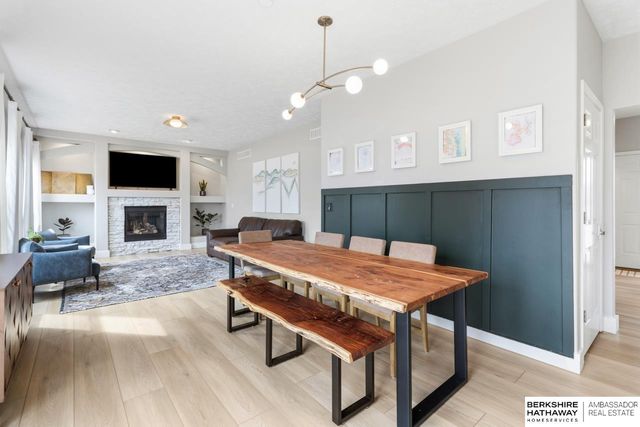 7103 S 193 Street, Gretna, NE 68028