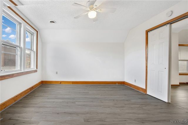 84 10th Street, Buffalo, NY 14201