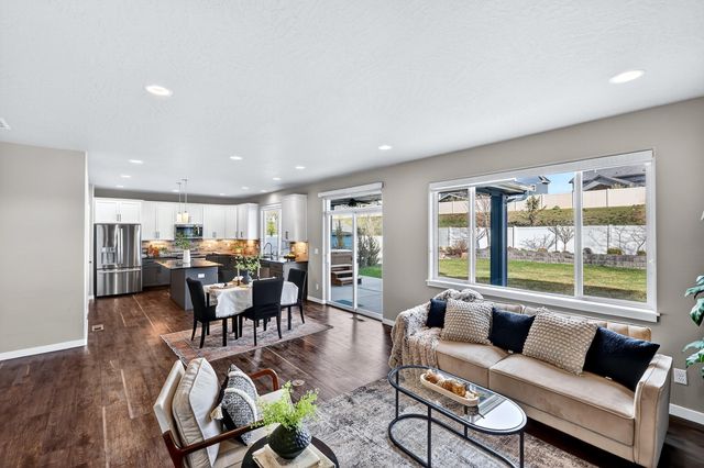 24685 E Blue Ridge Ave, Liberty Lake, WA 99019