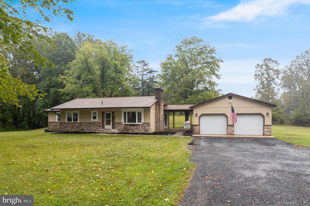 5671 WARREN DR, Huntingtown, MD 20639