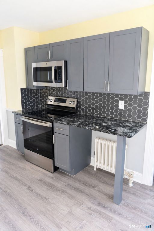 65 Wooding Street 2, Bristol, CT 06010