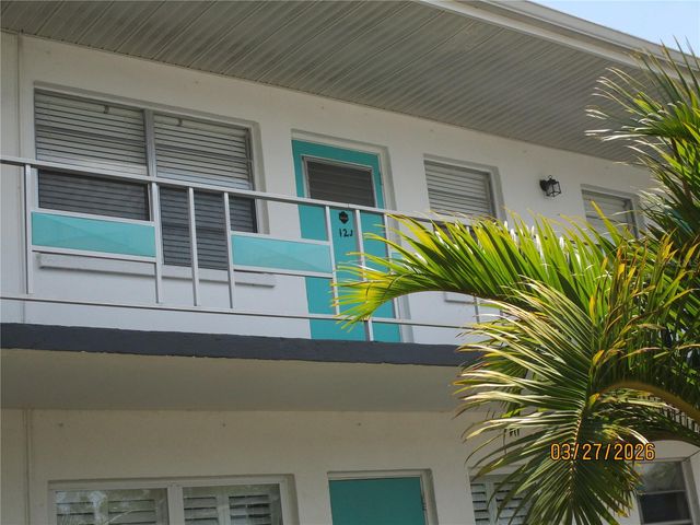 6055 21ST STREET N 12, St Petersburg, FL 33714