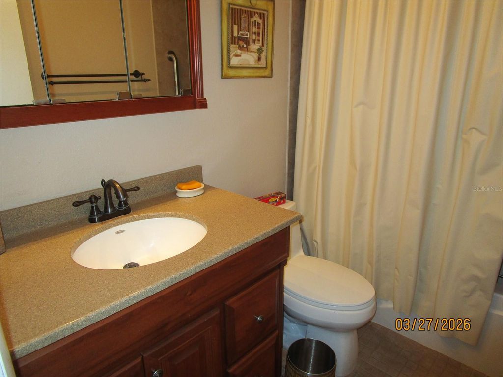 Image 16 of property listing at 6055 21ST STREET N 12, St Petersburg, FL 33714