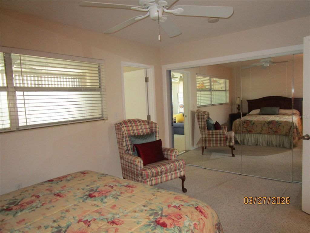 Image 19 of property listing at 6055 21ST STREET N 12, St Petersburg, FL 33714