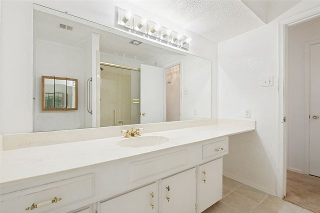 608 Cardinal Drive, Ovilla, TX 75154