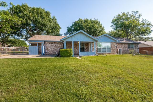608 Cardinal Drive, Ovilla, TX 75154