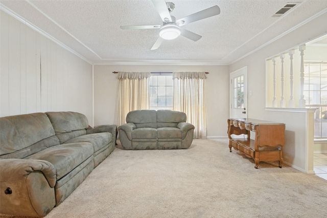 608 Cardinal Drive, Ovilla, TX 75154