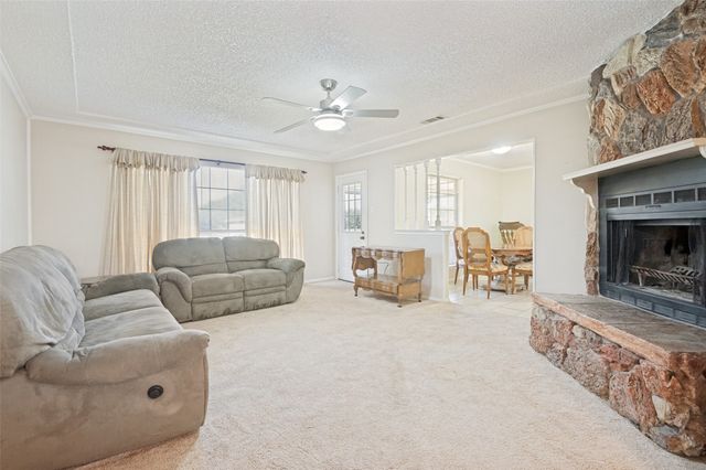 608 Cardinal Drive, Ovilla, TX 75154