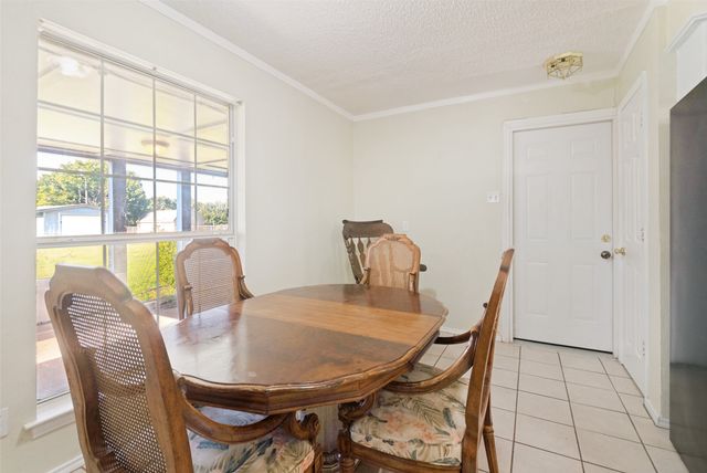 608 Cardinal Drive, Ovilla, TX 75154