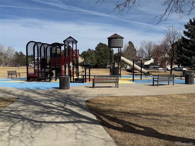 15922 E Rice Pl B, Aurora, CO 80015