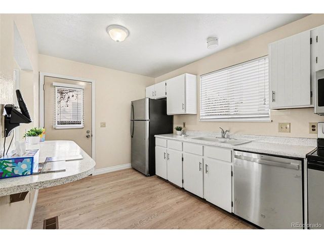 15922 E Rice Pl B, Aurora, CO 80015