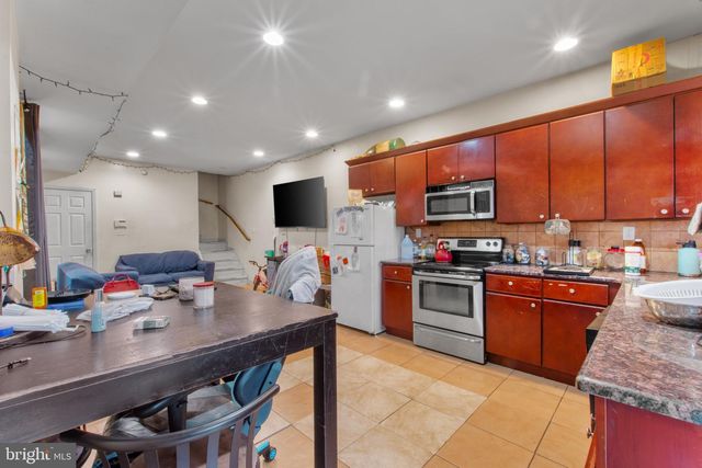 1422 W TIOGA ST, Philadelphia, PA 19140