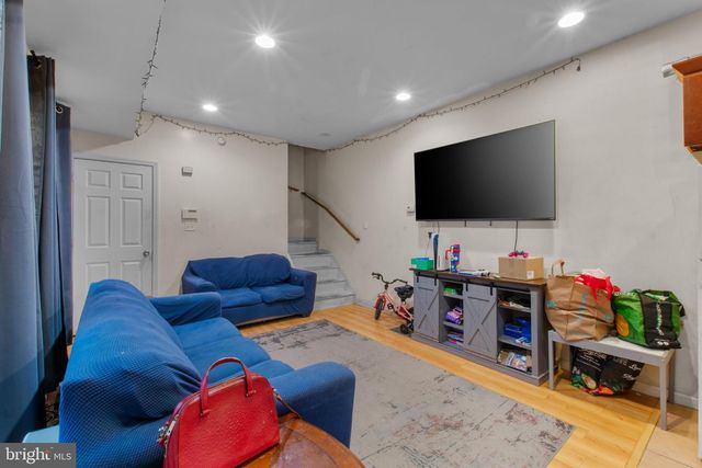 1422 W TIOGA ST, Philadelphia, PA 19140
