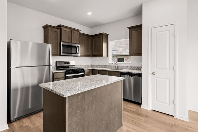 206 Julian Davis Drive, Venus, TX 76084