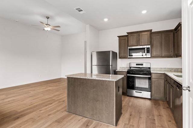 206 Julian Davis Drive, Venus, TX 76084