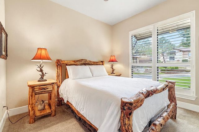 35 Prestonwood CIR, Lakeway, TX 78734