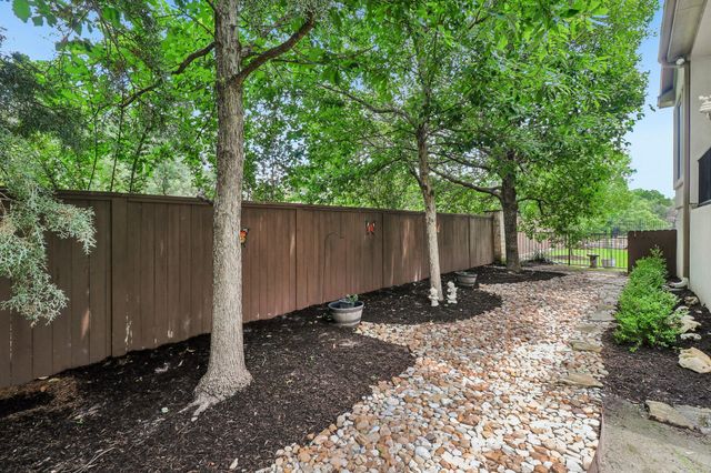 35 Prestonwood CIR, Lakeway, TX 78734